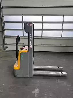 Ruční vysokozdvižný vozík 2018  Jungheinrich EJC 110 Li-Lion (5)