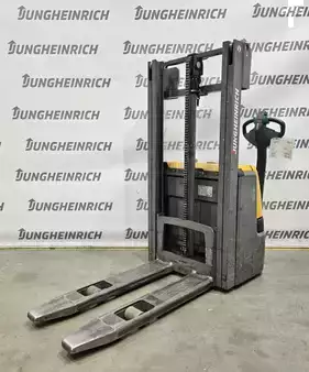 Apilador eléctrico 2019  Jungheinrich EJC 112 Li-Lion (2)