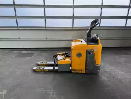 Nízkozdvižný vozík 2020  Jungheinrich ERE 120 Li-Lion (1)