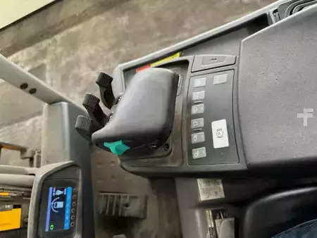 Eléctrica de 3 ruedas 2020  Jungheinrich EFG 216K (2)