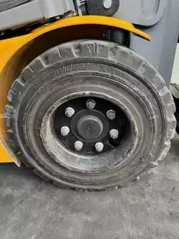 3-wiel elektrische heftrucks 2020  Jungheinrich EFG 220 (8)