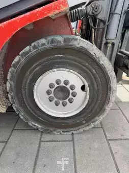 Gas gaffeltruck 2002  BT CBG 2.5 (18)