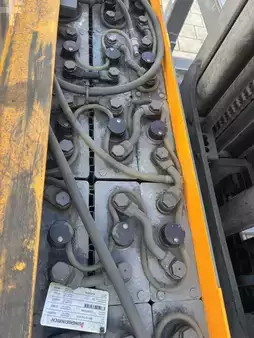 Négyutas tolóoszlopos targonca 2014  Jungheinrich ETV Q 20 (12)