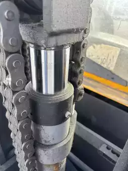 Négyutas tolóoszlopos targonca 2014  Jungheinrich ETV Q 20 (16)