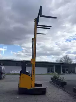 Négyutas tolóoszlopos targonca 2014  Jungheinrich ETV Q 20 (7)