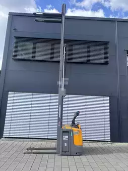 Ledstaplare gå 2021  Jungheinrich ERC 216z - 525DZ Triplex Initalhub (3)