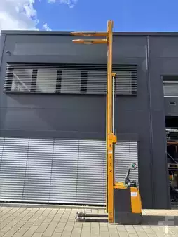 Hochhubwagen 2011  Jungheinrich ERC 214 (3)