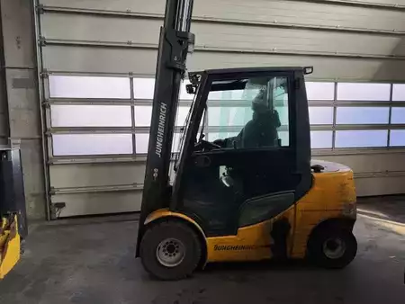 Dízel targoncák 2015  Jungheinrich DFG430s 400ZT (1)