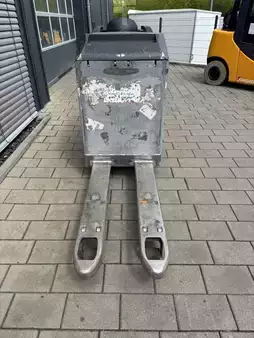 Transpaleta eléctrica 2019  Still EXUS22 (4)