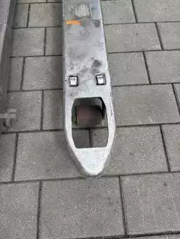 Transpaleta eléctrica 2019  Still EXUS22 (5)