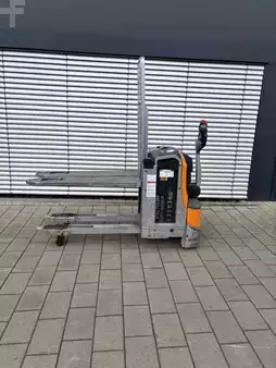 Transpaleta eléctrica 2018  Still EXUH20 (3)