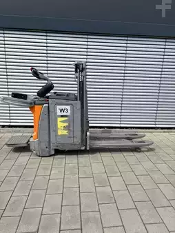 Stacker pedestre 2022  Still EXDSF20 (9)