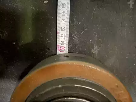 Smalgangstruck  Jungheinrich EKX 410 Schienengeführt mit PSA (9)