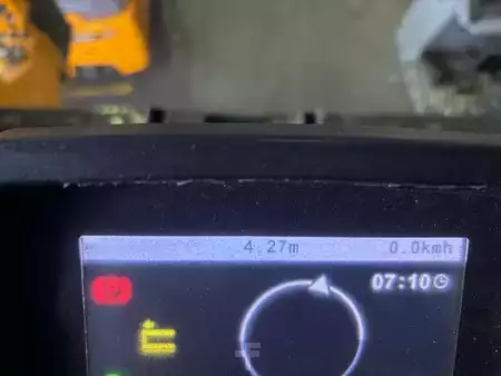 Smalgangstruck  Jungheinrich EKX 410 Schienengeführt mit PSA (11)