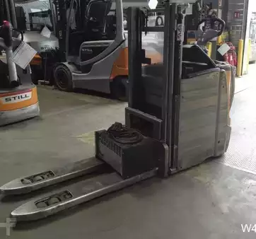 Stacker pedestre 2019  Still EXD-SF-20 (3)