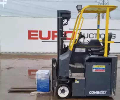 Chariots latéraux 2022  Combilift CBE-3000 BJ:2022 (2)