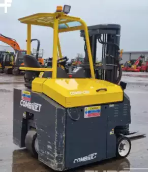 Chariots latéraux 2022  Combilift CBE-3000 BJ:2022 (5)