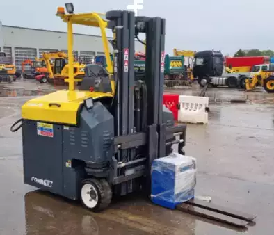 Chariots latéraux 2022  Combilift CBE-3000 BJ:2022 (7)
