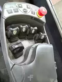 Empilhador diesel 2018  Still RX70-16 (19)