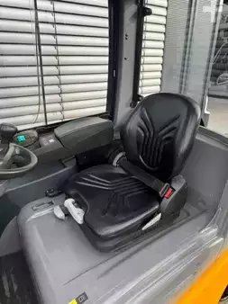 Electric - 4 wheels 2020  Jungheinrich EFG 318 Li-Ion (13)