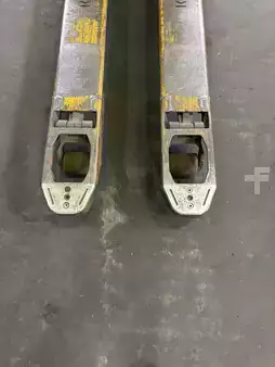 Electric Pallet Trucks 2018  Jungheinrich ERE 120 Li-lon (6)