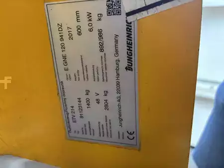 Schubmaststapler  Jungheinrich ETV 214 (26)