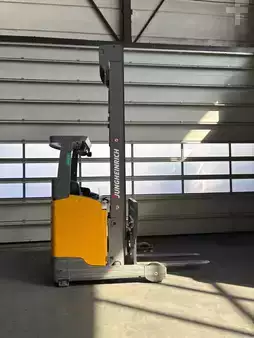 Schubmaststapler  Jungheinrich ETV 214 (7)