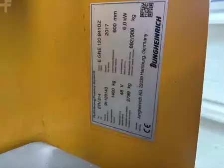 Schubmaststapler  Jungheinrich ETV 214 (23)