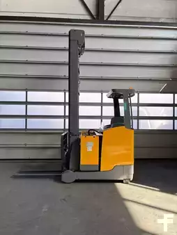 Schubmaststapler  Jungheinrich ETV 214 (5)