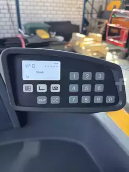 Schubmaststapler  Jungheinrich ETV 320 (15)