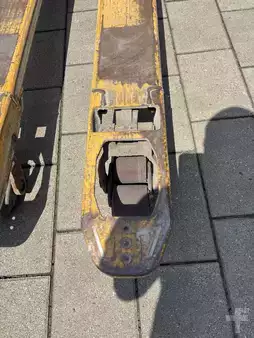 Niederhubwagen 2018  Jungheinrich EJE 222 (6)