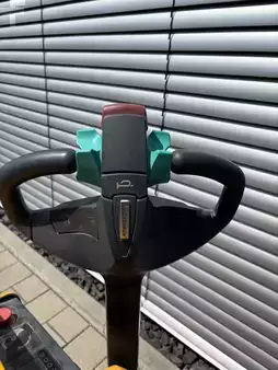 Niederhubwagen 2018  Jungheinrich EJE 222 (9)