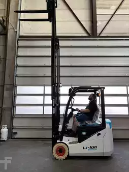 Eléctrico - 3 rodas 2026  Bobcat B18NT (7)