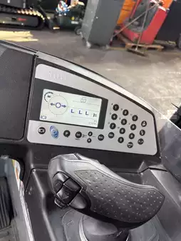 Retráctil 2021  Still FM-X14 (15)