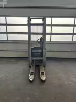 Pallet Stackers 2014  Still EXV 10 (6)