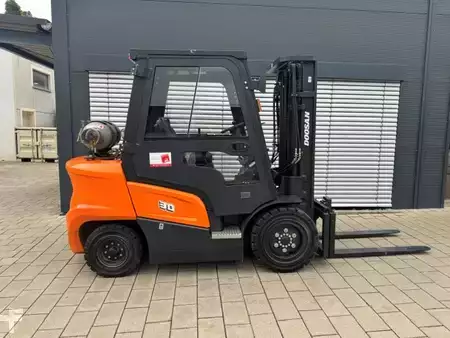 Treibgasstapler 2022  Doosan G30NXP-MG (4)