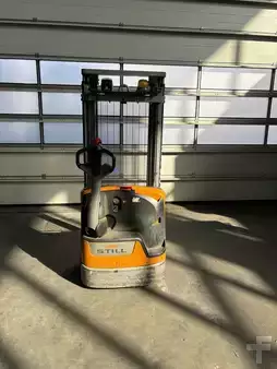 Pallet Stackers 2020  Still EXV 10 Li-lon (4)
