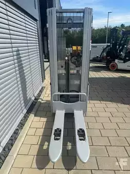 Pallet Stackers 2018  Still EXV 12i (6)