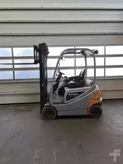 Electric - 4 wheels 2017  Still RX20-16P (2)