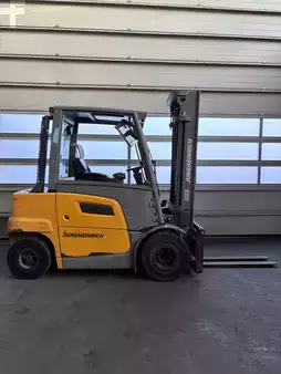 Dieselový VZV 2020  Jungheinrich DFG 425 Triplex nur 3400 Stunden (5)