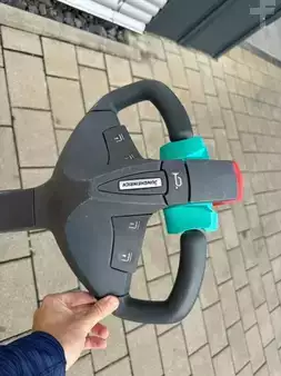 Porta-paletes elétrico 2018  Jungheinrich EJE 116 mit Waage (9)