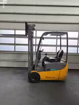 Electric - 3 wheels 2020  Jungheinrich EFG 115 (2)