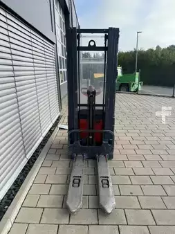 Magasemelésű béka 2013  Linde L14i mit Initialhub (7)