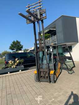 Diesel Forklifts 2014  Jungheinrich DFG 425s (14)