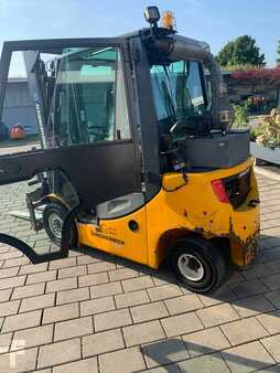 Diesel Forklifts 2014  Jungheinrich DFG 425s (7)