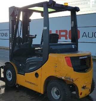 Carrelli elevatori diesel 2009  Jungheinrich DFG 425s (2)