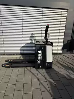 Transpalettes électriques 2025  Bobcat BPR20N (1)