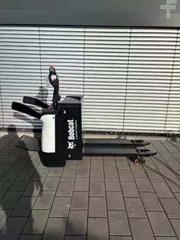 Transpalettes électriques 2025  Bobcat BPR20N (8)