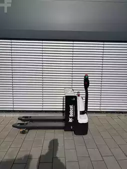 Transpalettes électriques 2025  Bobcat BPM16N (2)