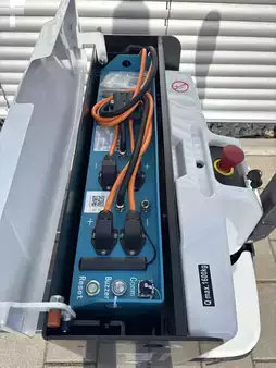 Transpalettes électriques 2025  Bobcat BPM16N (9)